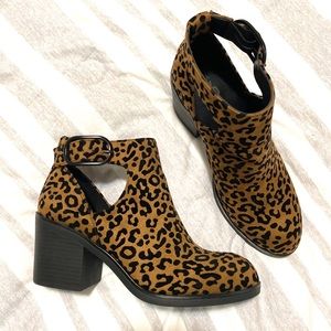Mix No. 6 Lopen Leopard cut out bootie 9